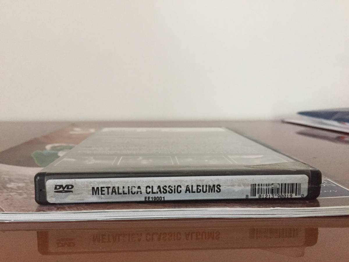 未使用品 US版廃盤DVDーMETALLICA (CLASSIC ALBUM) リージョン1・eagle eye media・pioneer・送料230円_画像3