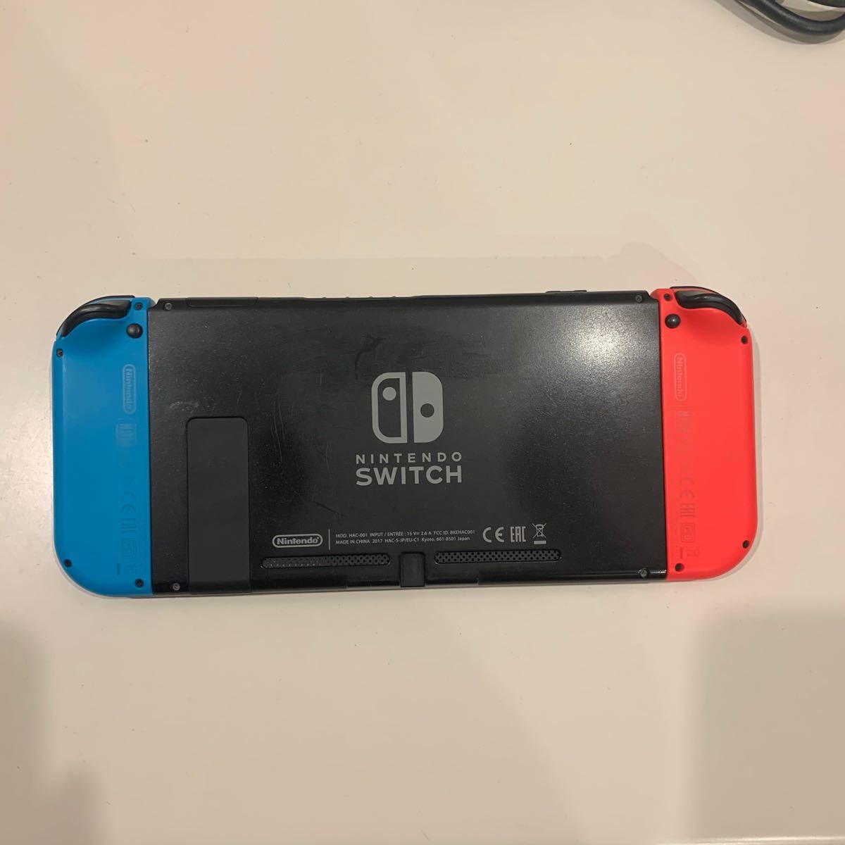 Nintendo Switch 定価　中古品