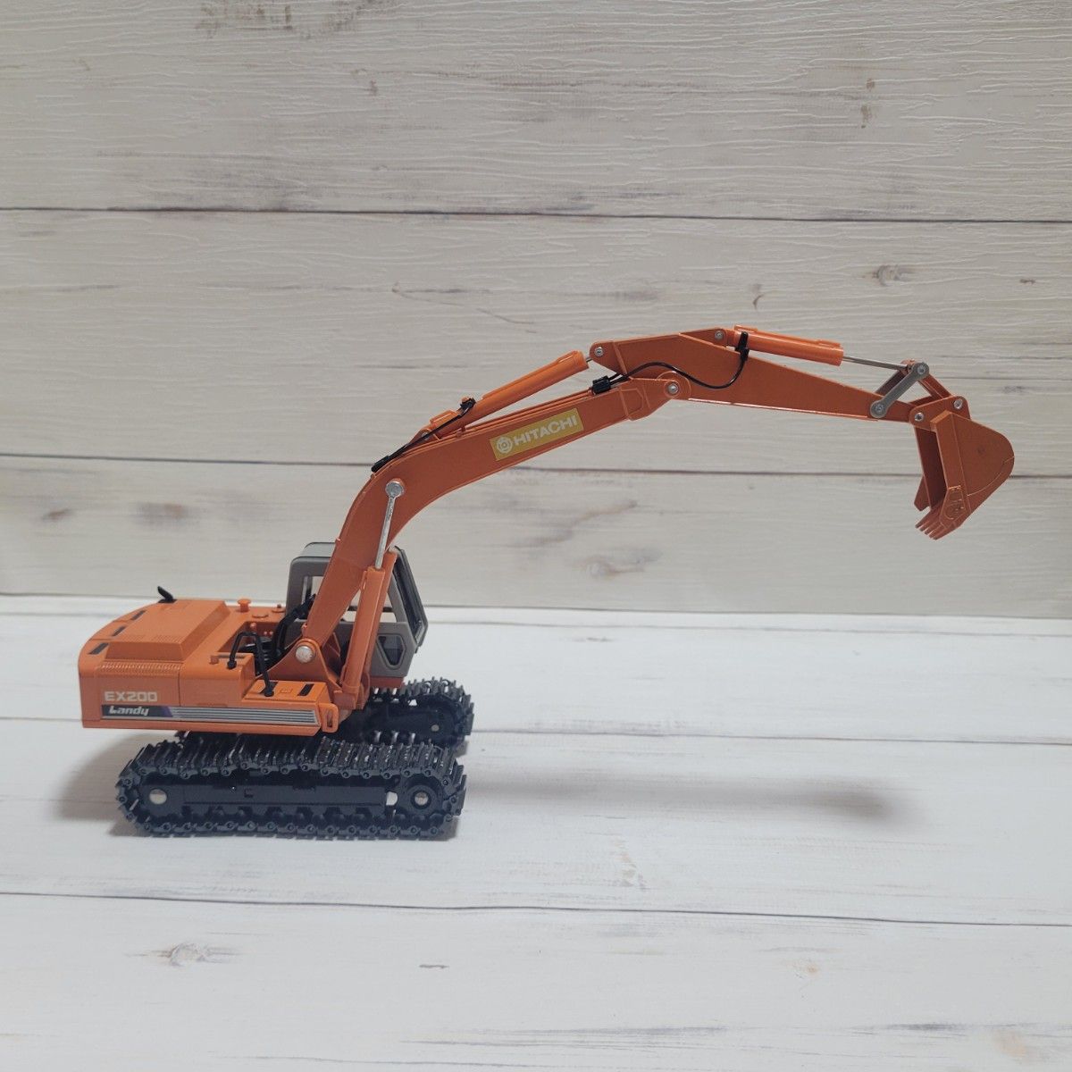 HITACHI Landy ショベルカー模型 2点セット HITACHI Landy ショベルカー模型 2点セット|Yahoo!フリマ(旧