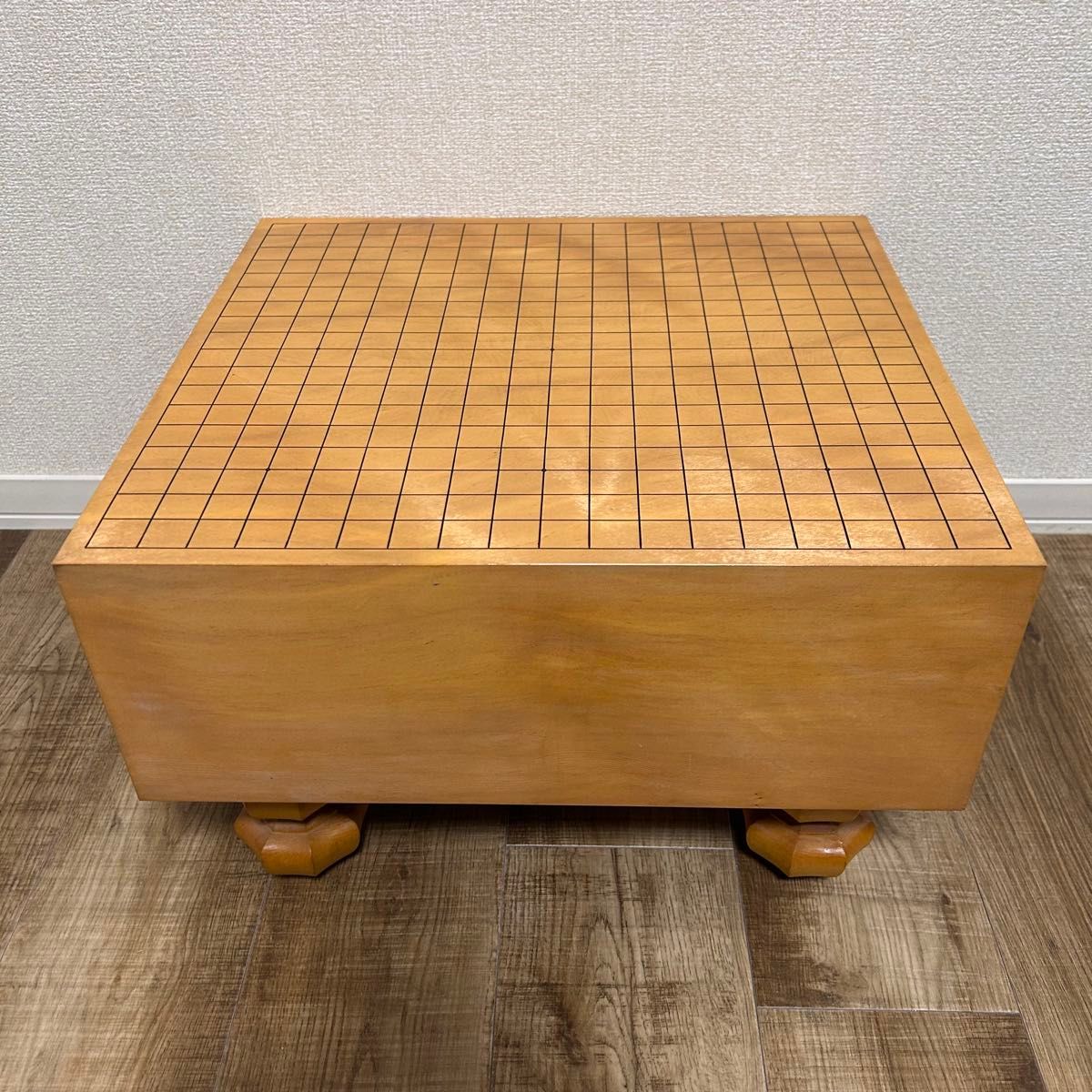 【良品】囲碁盤 脚付き へそ付き 年代物 高級 囲碁 厚さ17.3cm 春先取りの 年代物 へそ付き 脚付き 良品】囲碁盤 高級 厚さ17cm
