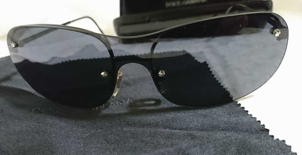 試着のみ DOLCE & GABBANA サングラス ドルチェ ガッバーナ 黒