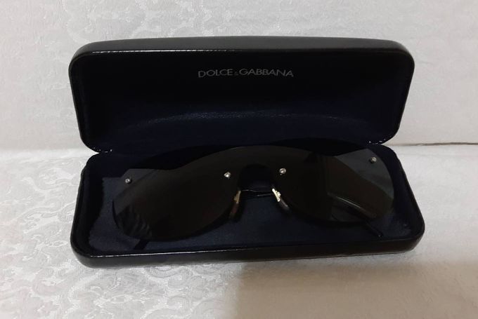 試着のみ★DOLCE & GABBANA★サングラス★ドルチェ ガッバーナ 黒 ブラック ドロップ men メン D&G 芸能人 有名 セレブ レア 高 デパ 正規