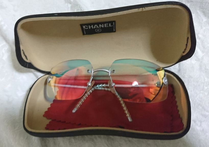 ヤフオク! - 2．3回使用 CHANEL シャネル サングラス シル