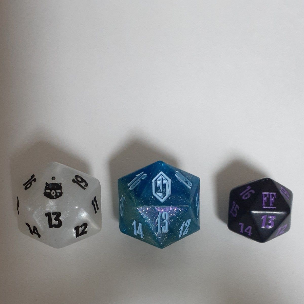 g*s様 MTG FINAL FANTASY ダイスセット、プレリシール3種セッ MTG ファイナルファンタジー 限定ダイス3つセット|Yahoo