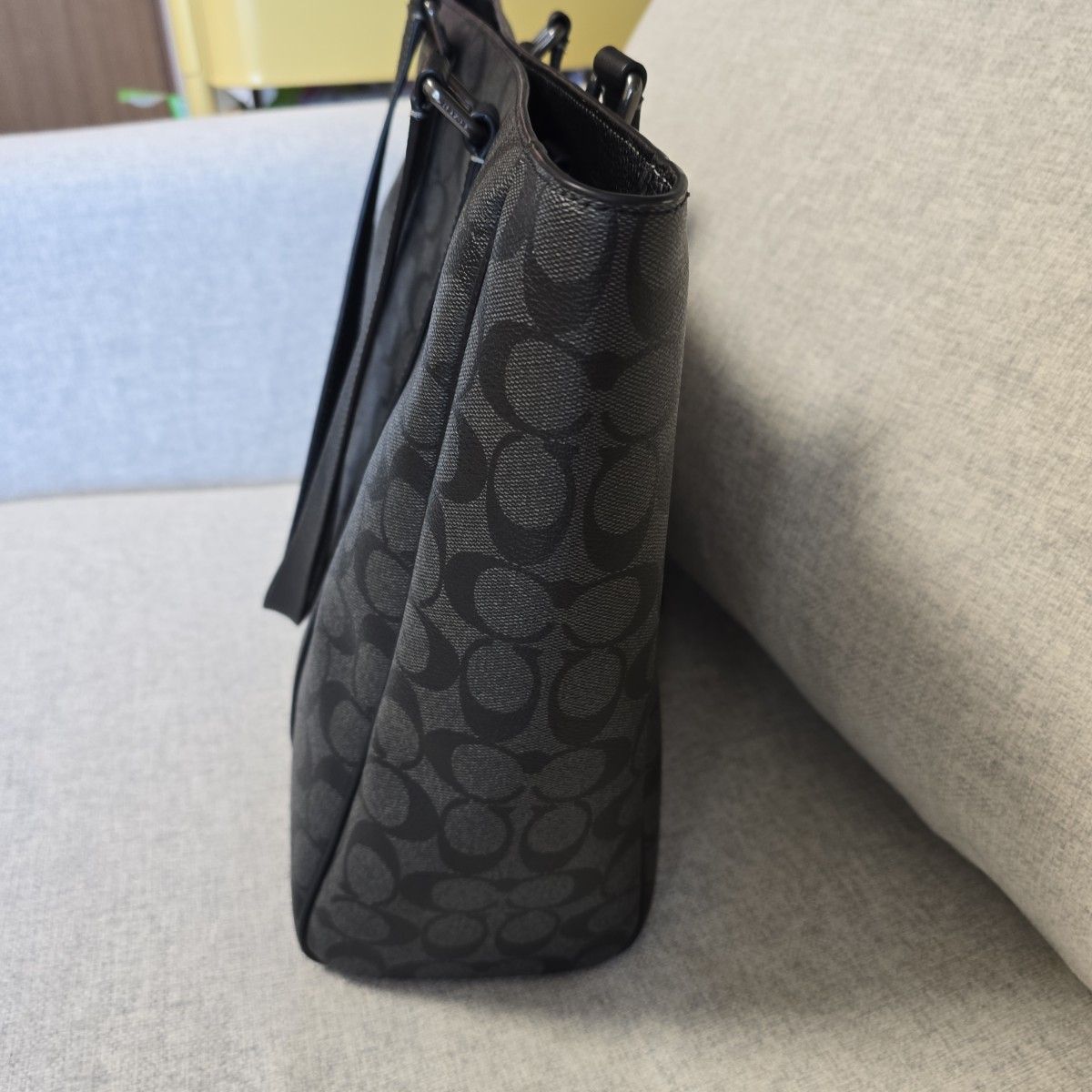 COACH ロゴパターン トートバッグ コーチ ブラック ロゴパターン トートバッグ ビジネスバッグ