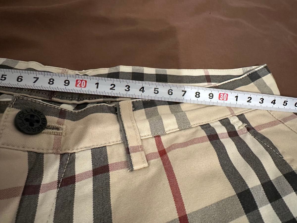 美品 バーバリーブラックレーベル チェック柄 カーゴ ショート パンツ 76 Burberryブラックレーベル チェック柄カーゴショートパンツ