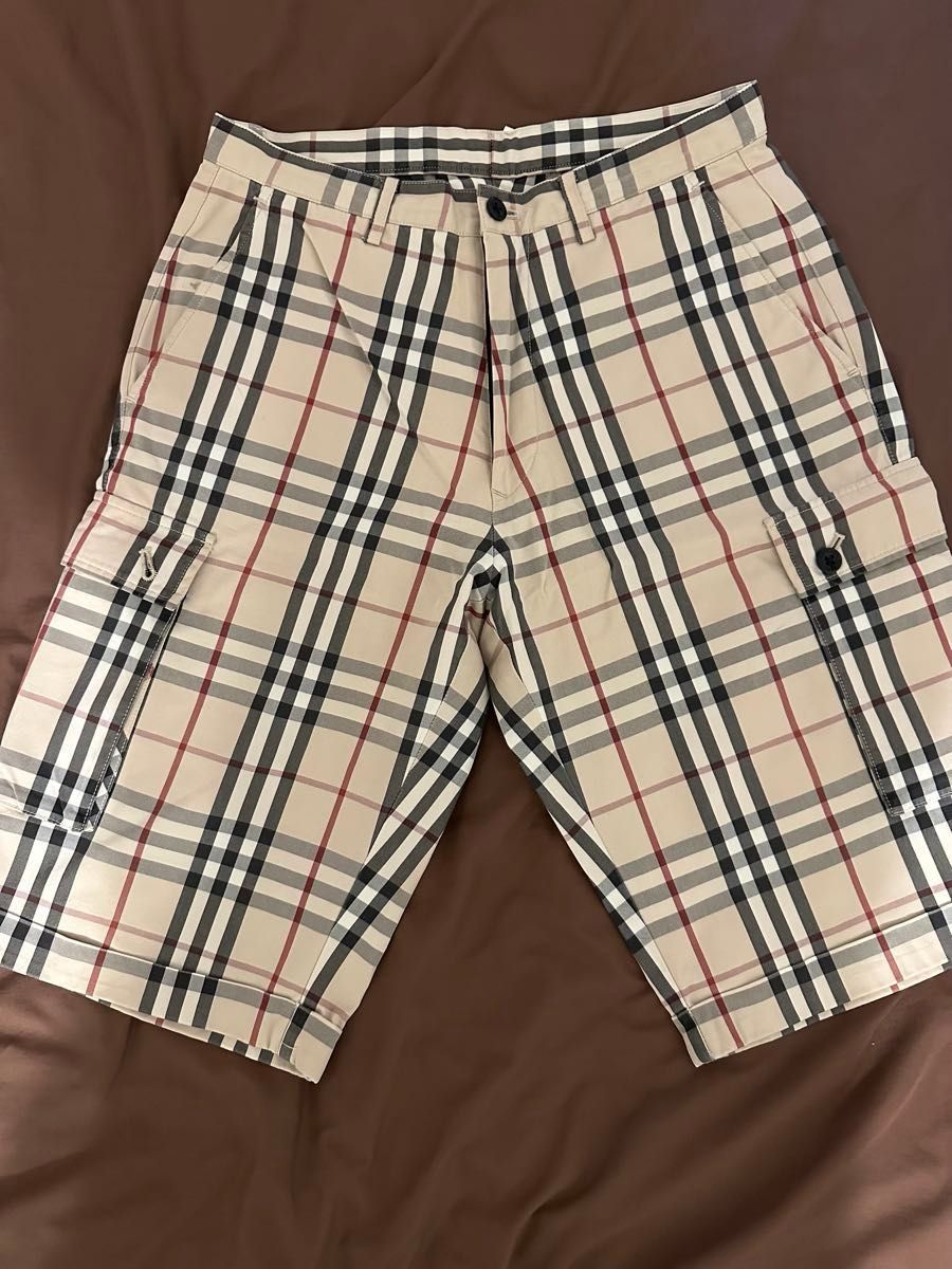 美品 バーバリーブラックレーベル チェック柄 カーゴ ショート パンツ 76 Burberryブラックレーベル チェック柄カーゴショートパンツ