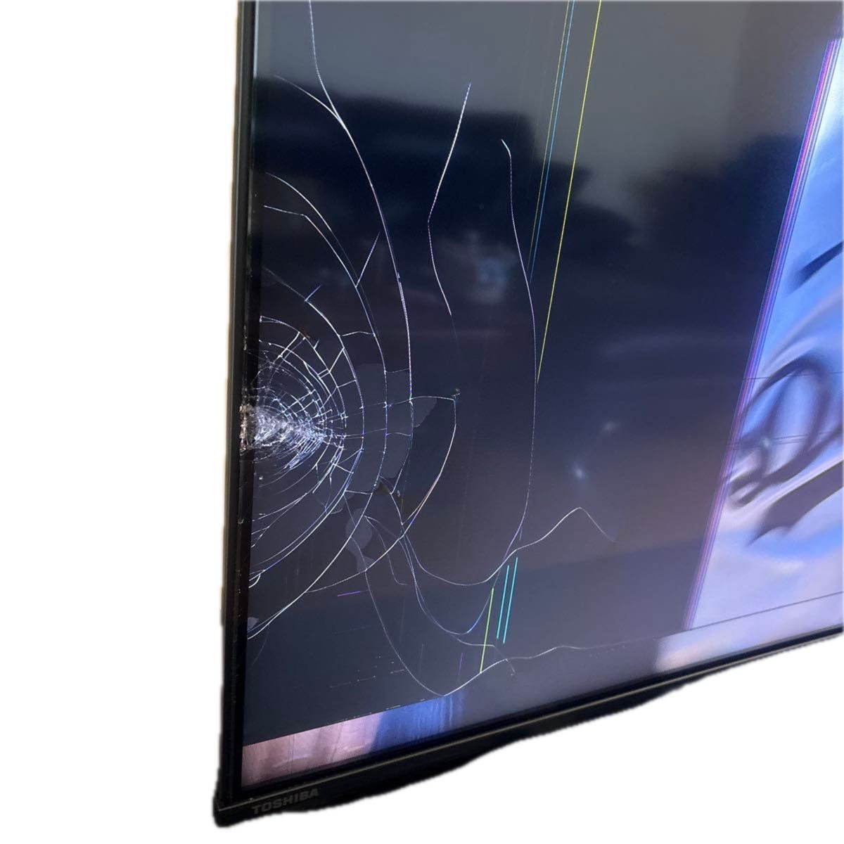 REGZA 55インチ4K液晶テレビ 55Z570K(ジャンク品) 21年製】REGZA55インチ 4K液晶テレビ 55Z570K《液晶画面左側破損