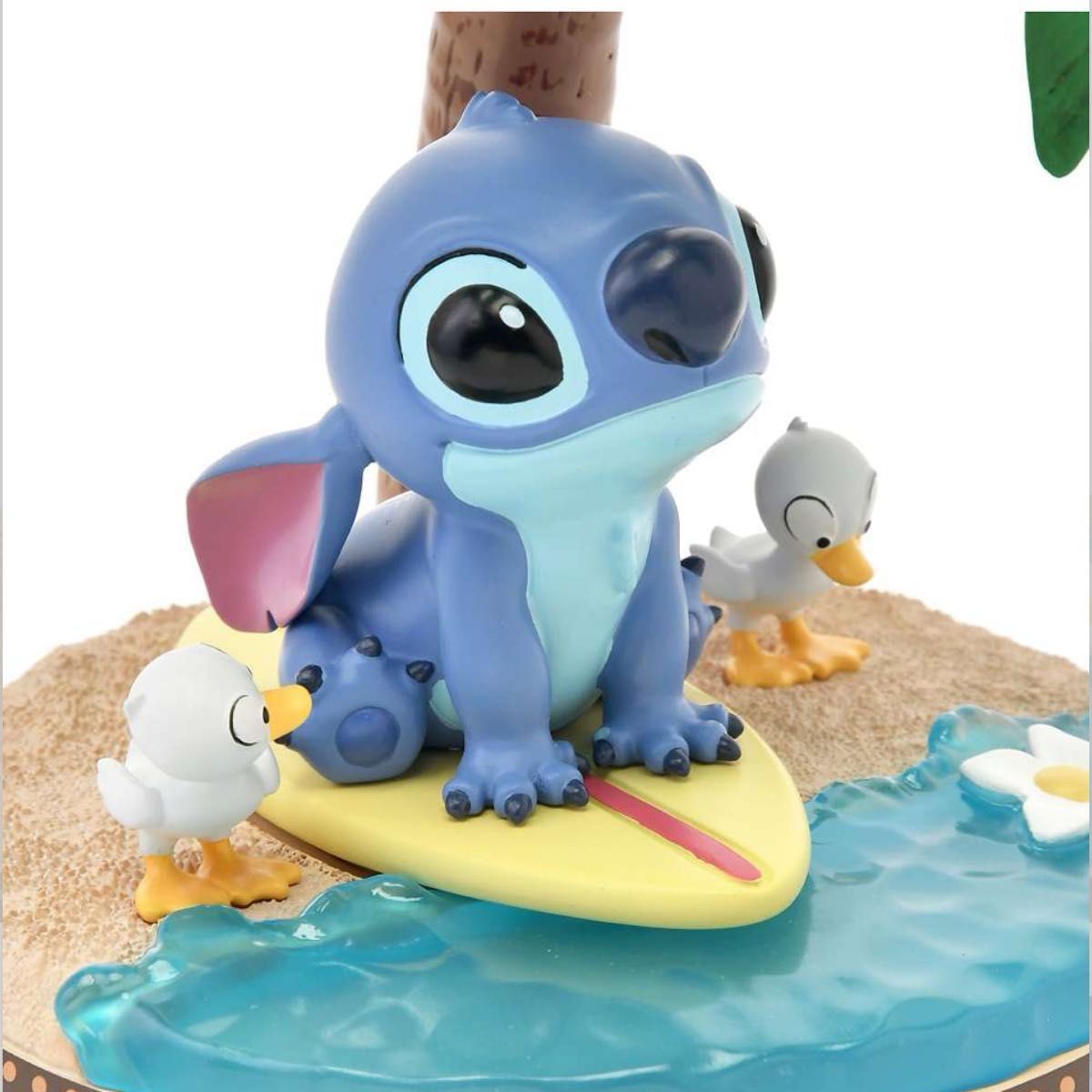 新品未開封レア♡スティッチ☆LEDライトフィギュア 完売品 スティッチ LEDライト ビーチ ディズニーストア Disney