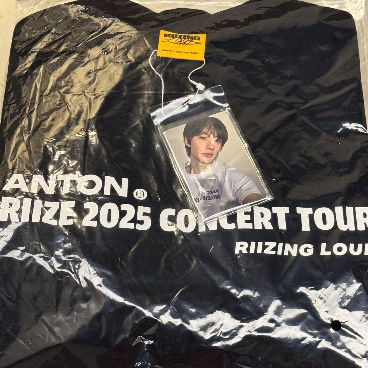 RIIZE LOUD ソウルコン Tシャツ 黒 アントン トレカセット RIIZE LOUD ソウルコン Tシャツ 黒 アントン トレカセット
