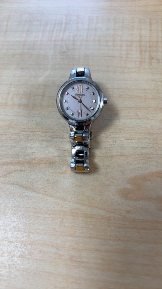 レディース腕時計 SEIKO(セイコー)LUKIA v117-0bh0 ソーラー