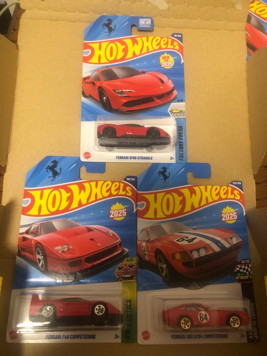 ホットウィール FERRARI 3台 Hot Wheels ミニカー Ferrari 3台セット 未使用 SF90 F40 365