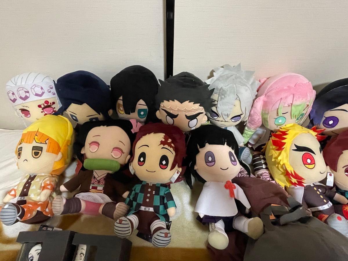 鬼滅の刃 ぬいぐるみセット &マグカップ&時計&マスク&カトラリーまとめ売り 鬼滅の刃 ぬいぐるみセット &マグカップ&時計&マスク&カトラリー