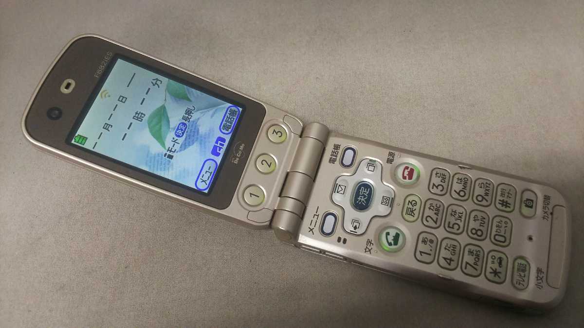 docomo FOMA удобно ho nF882iES #DG336 FUJITSUgalake- мобильный телефон простой подтверждение рабочего состояния & простой чистка & первый период .OK суждение 0