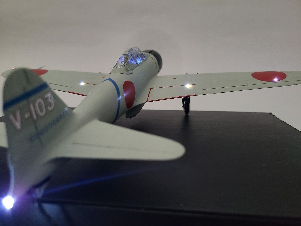 零式艦上戦闘機21型 坂井三郎搭乗機リアルモーターライズ完成品 タミヤ1/48 零式艦上戦闘機21型 坂井三郎乗機リアルモーターライズ完成品