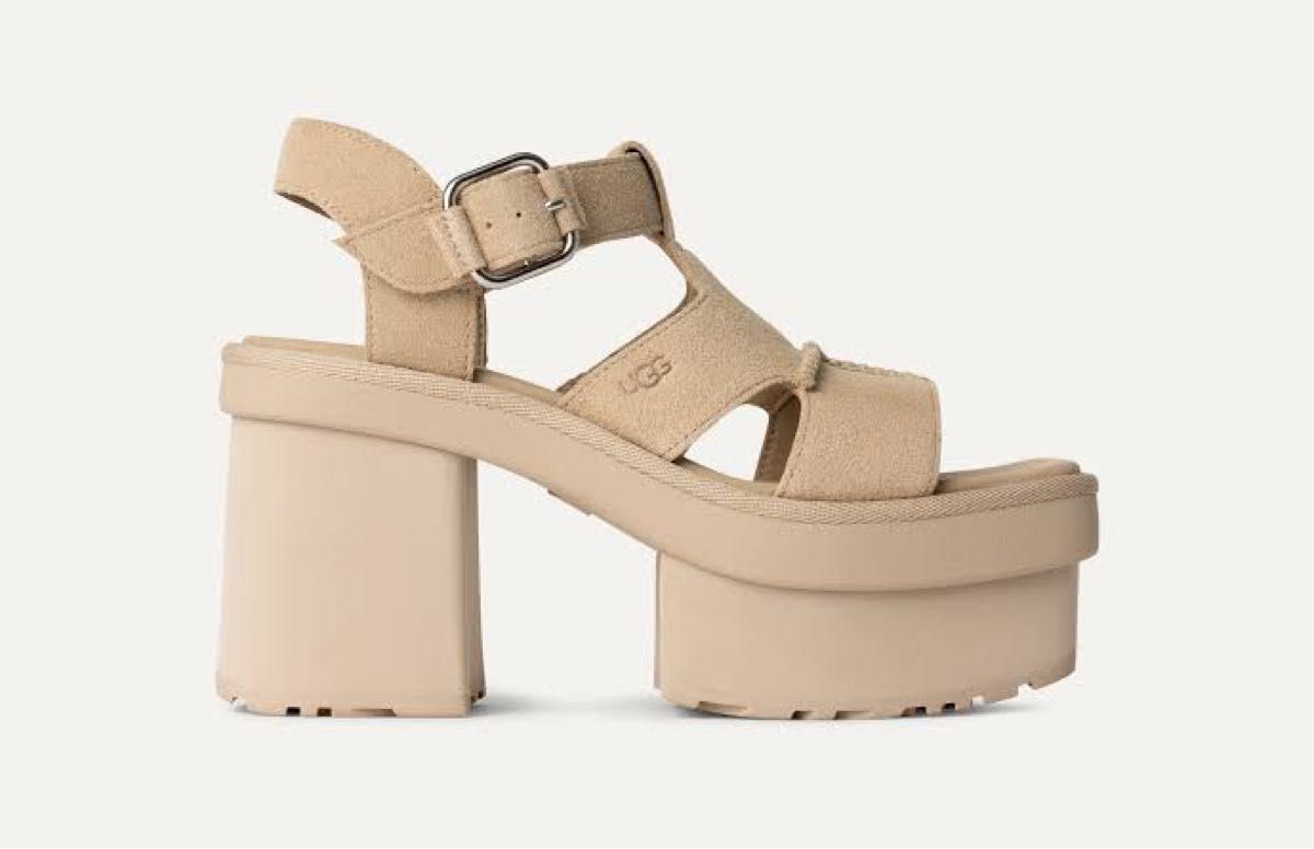 【UGG】New Heights プラットフォーム サンダル 厚底 ロゴ 2色 UGG New Heights Platform T-Strap|Yahoo!フリマ(旧PayPayフリマ)