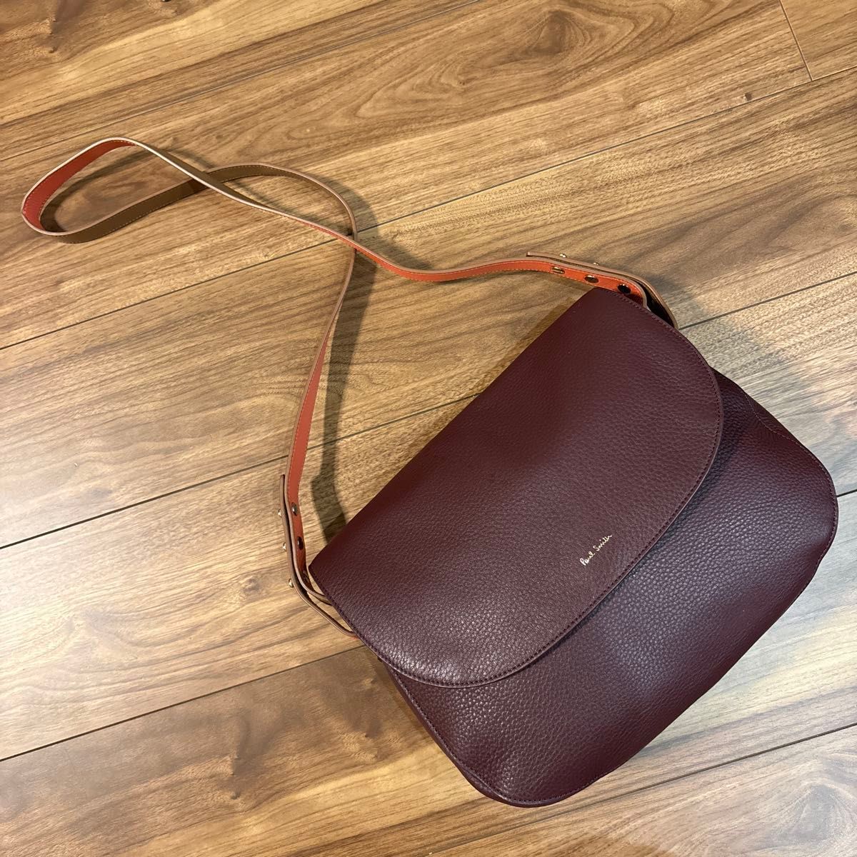 【美品】Paul Smith ポールスミス レザー メッセンジャーバッグ 極美品】PaulSmith ポールスミス レザー 本革製 ショルダー