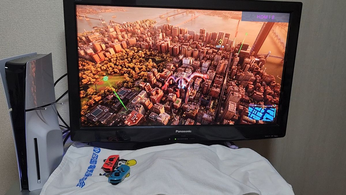 PS5 slim CFI-2000A01 ディスクドライブ搭載 2024年6月美品 本体だけ