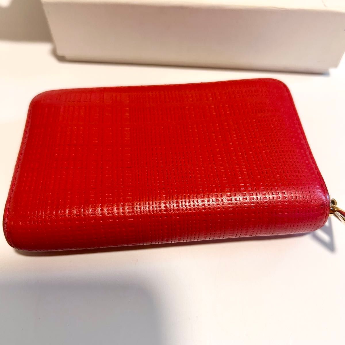 LOEWE ロエベ コインケース アナグラム 赤 レッド レザー LOEWE(ロエベ)のコインケース 赤|Yahoo!フリマ(旧PayPayフリマ)