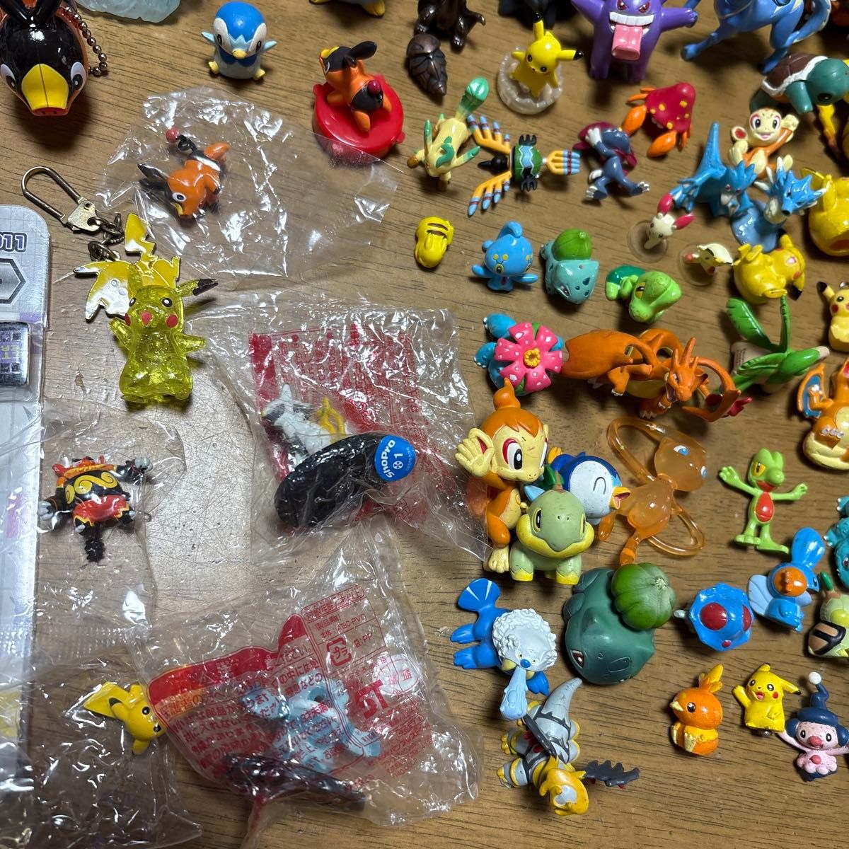 ポケモン フィギュア キーホルダー ストラップ まとめ売り ポケモン フィギュア まとめ売り ポケットモンスター 指人形