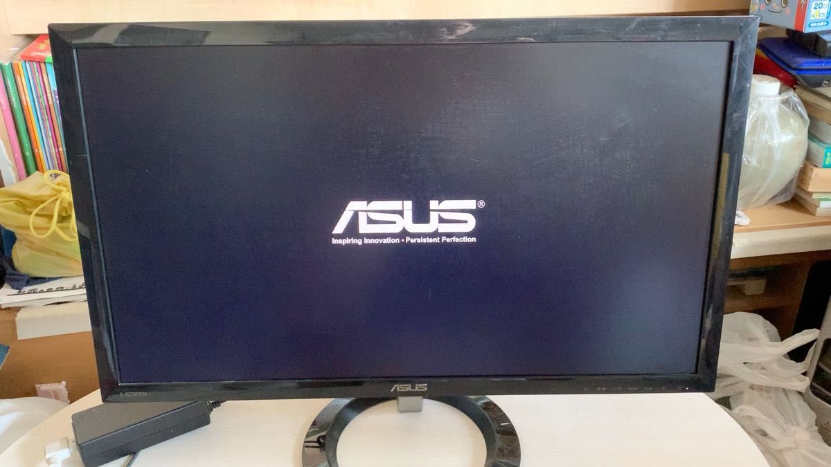 ASUS VX238H-P (フルHD 23型LED液晶)