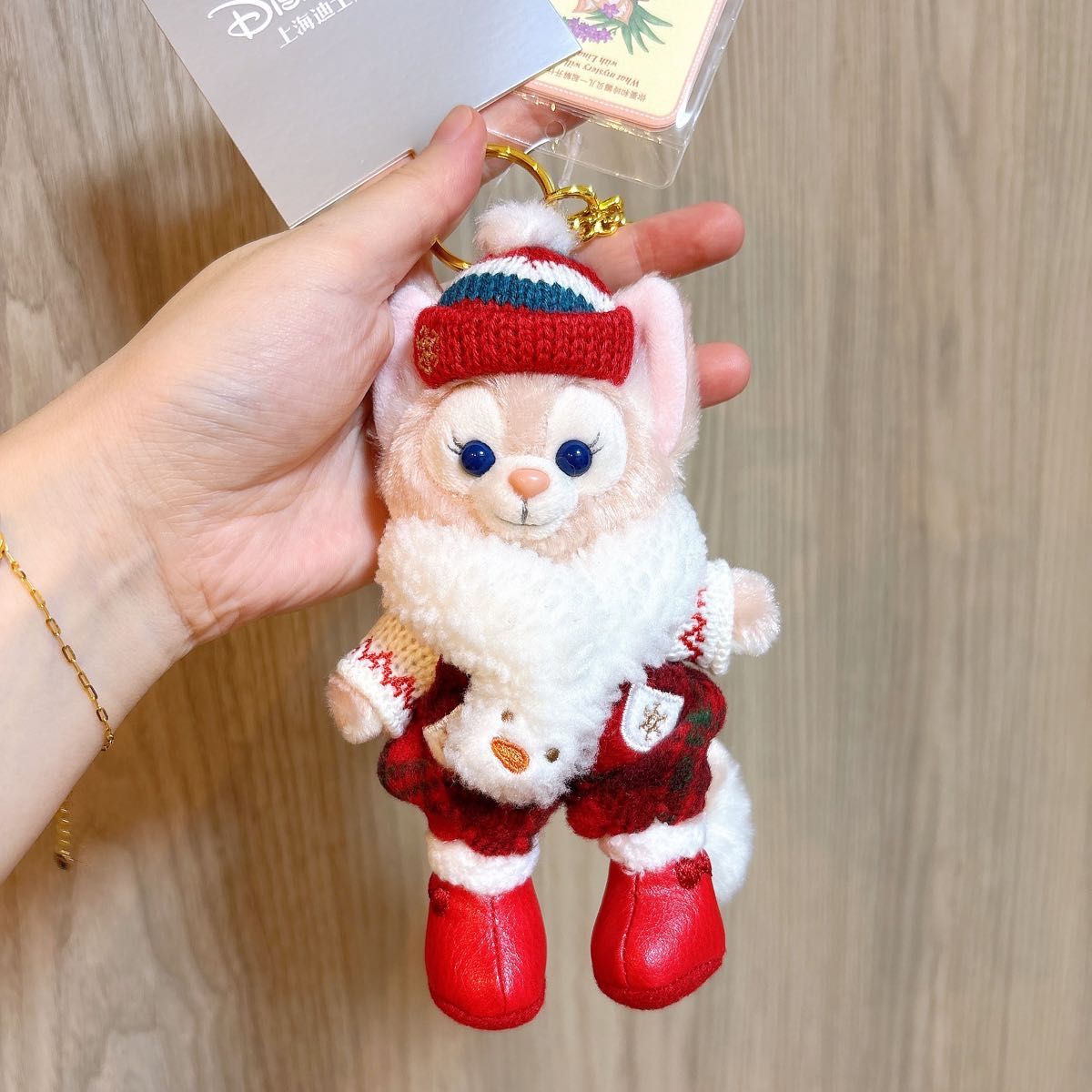 TDS 上海ディズニー リーナベル ぬいぐるみ バッジ キーチェーン ケープ 上海ディズニー限定リーナベルぬいぐるみバッジ リーナベル
