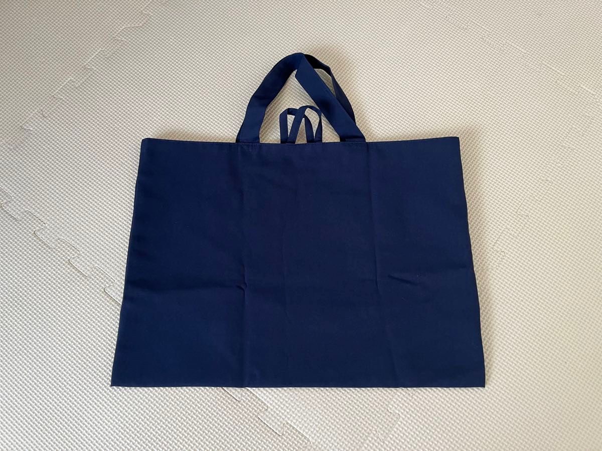 familiar レッスンバッグ トートバッグ 美品 美品 familiar ファミリアレッスンバック さくらんぼ柄 刺繍