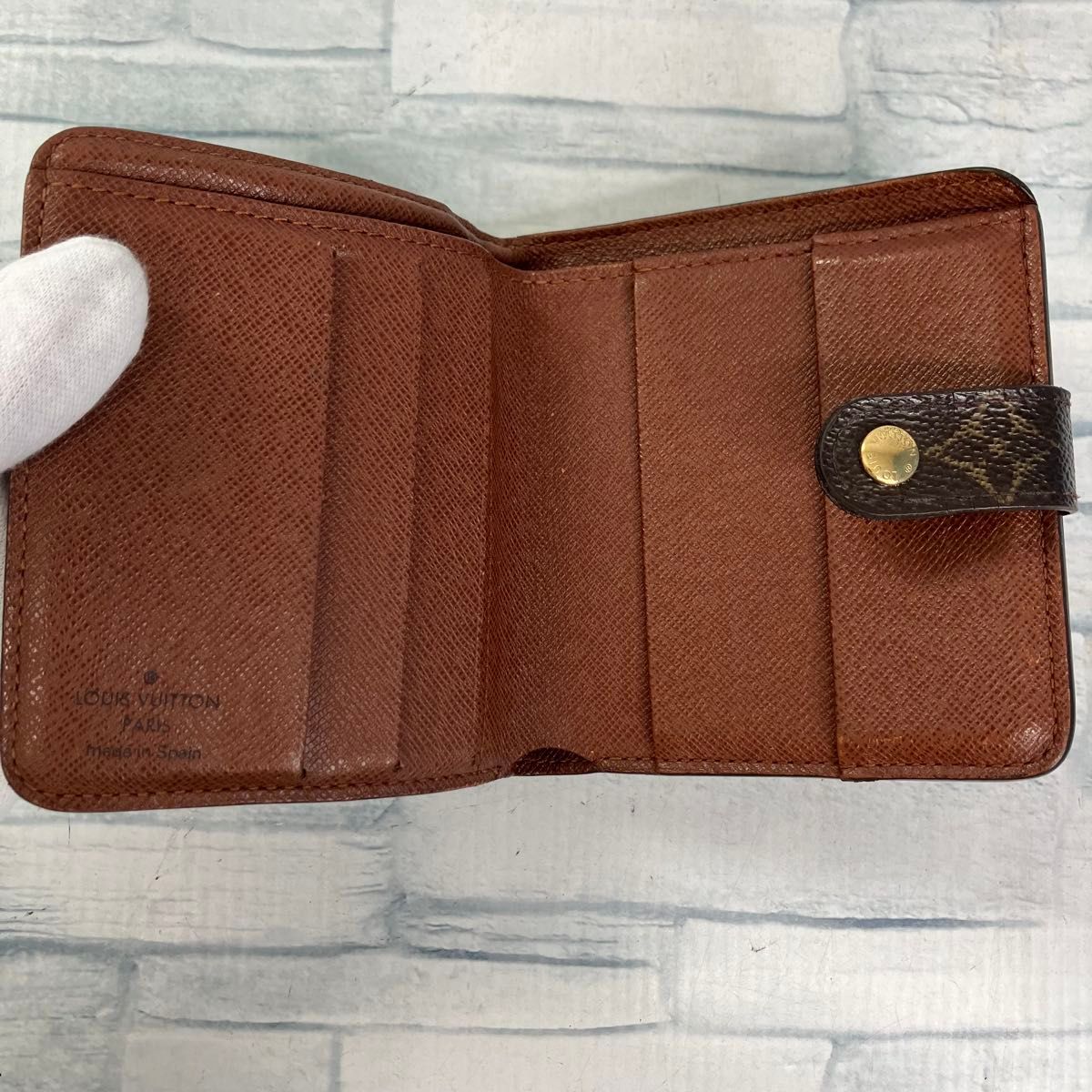 極美品 55 LOUIS VUITTON ルイヴィトン モノグラム 二つ折り財布 極美品 55 LOUIS VUITTON ルイヴィトン モノグラム 二つ折り財布