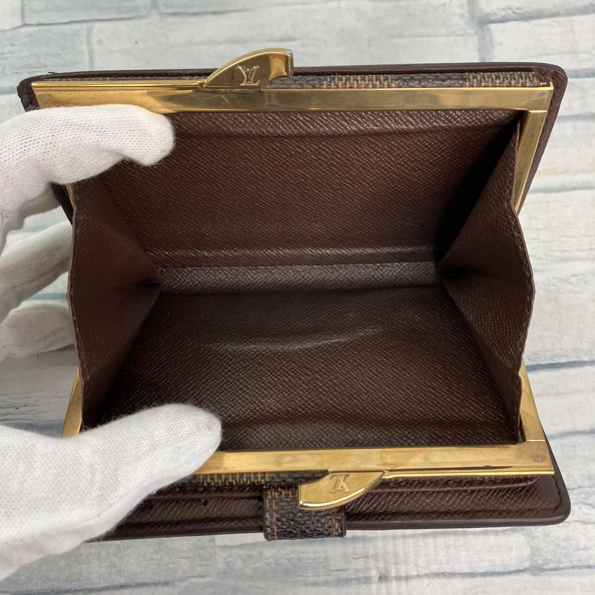 LOUIS VUITTON ルイヴィトン モノグラム 二つ折りがま口財布 極美品 60 LOUIS VUITTON ルイヴィトン 二つ折り財布 がま口