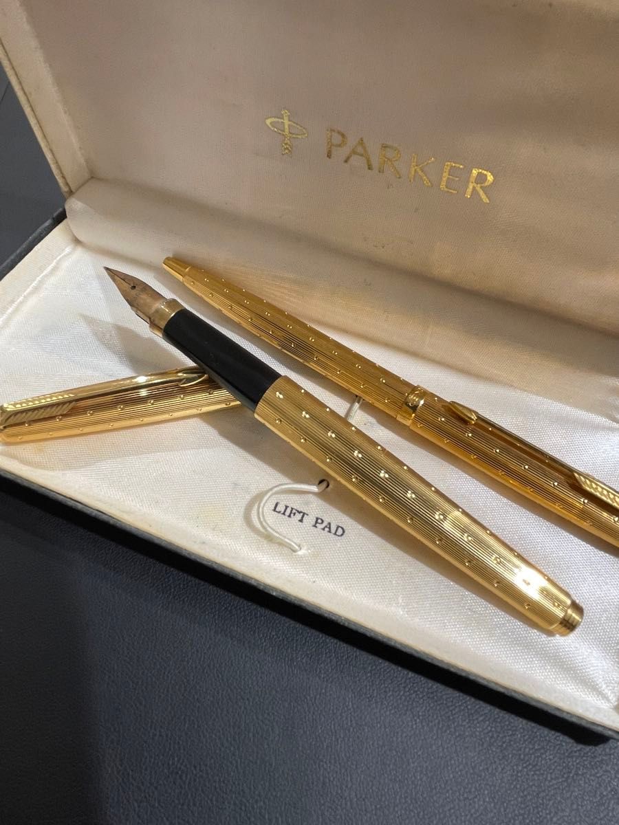 PARKER パーカー 万年筆 ペン先K14 ボールペン セット ケース付 PARKER パーカー 万年筆 ペン先K14 ボールペン セット ケース付