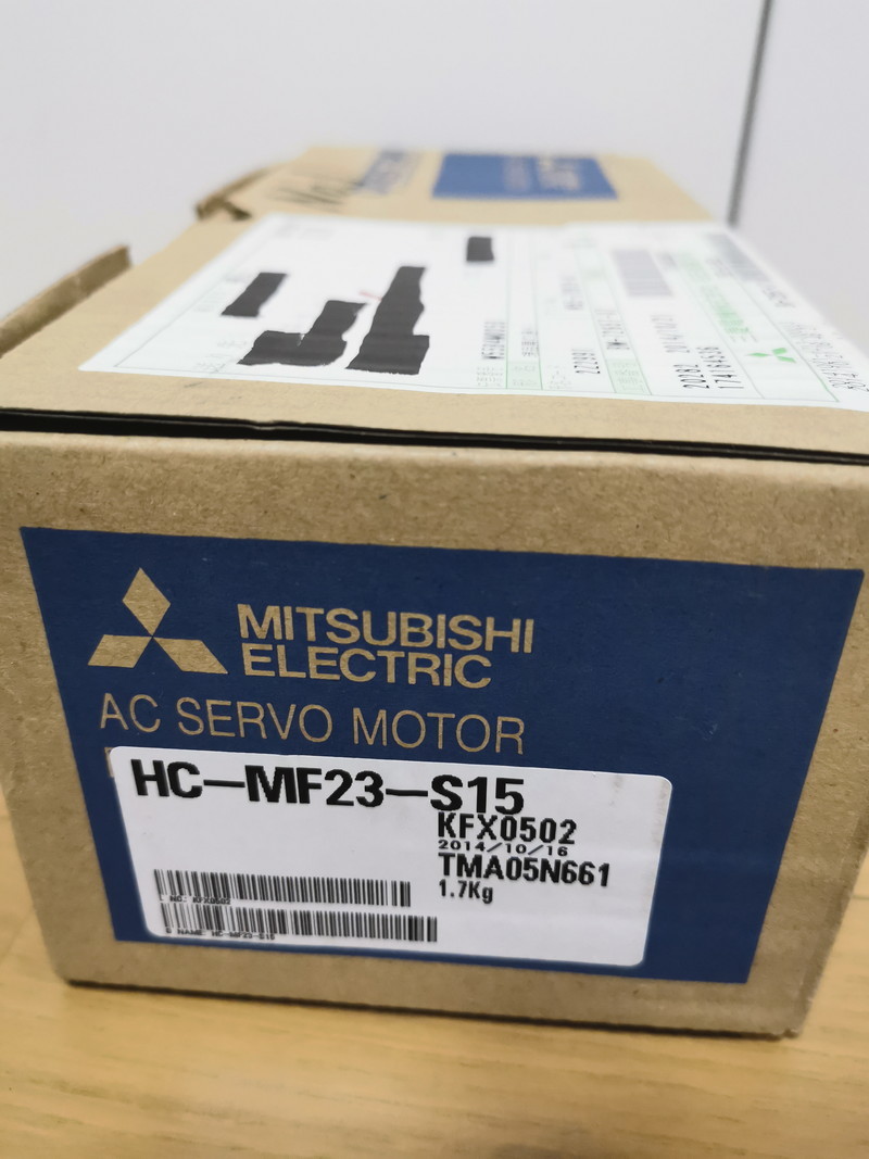 ★新品★ 三菱 HC-MF23-S15 ACサーボモーター 2014年10月製 複数有_画像1