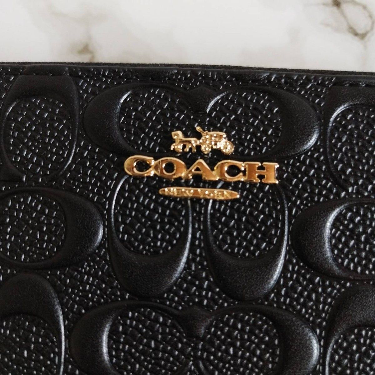 ⭐︎新品未使用⭐︎ coach コーチ 長財布 金Cロゴ ブラック レディースメンズ 新品 未使用 コーチ COACH 黒 ブラック 長財布|Yahoo!フリマ