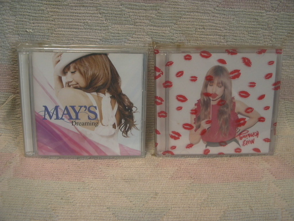 ★ MAY’S 【Dreaming】【Kissing】 CD+DVD　2枚セット _画像1