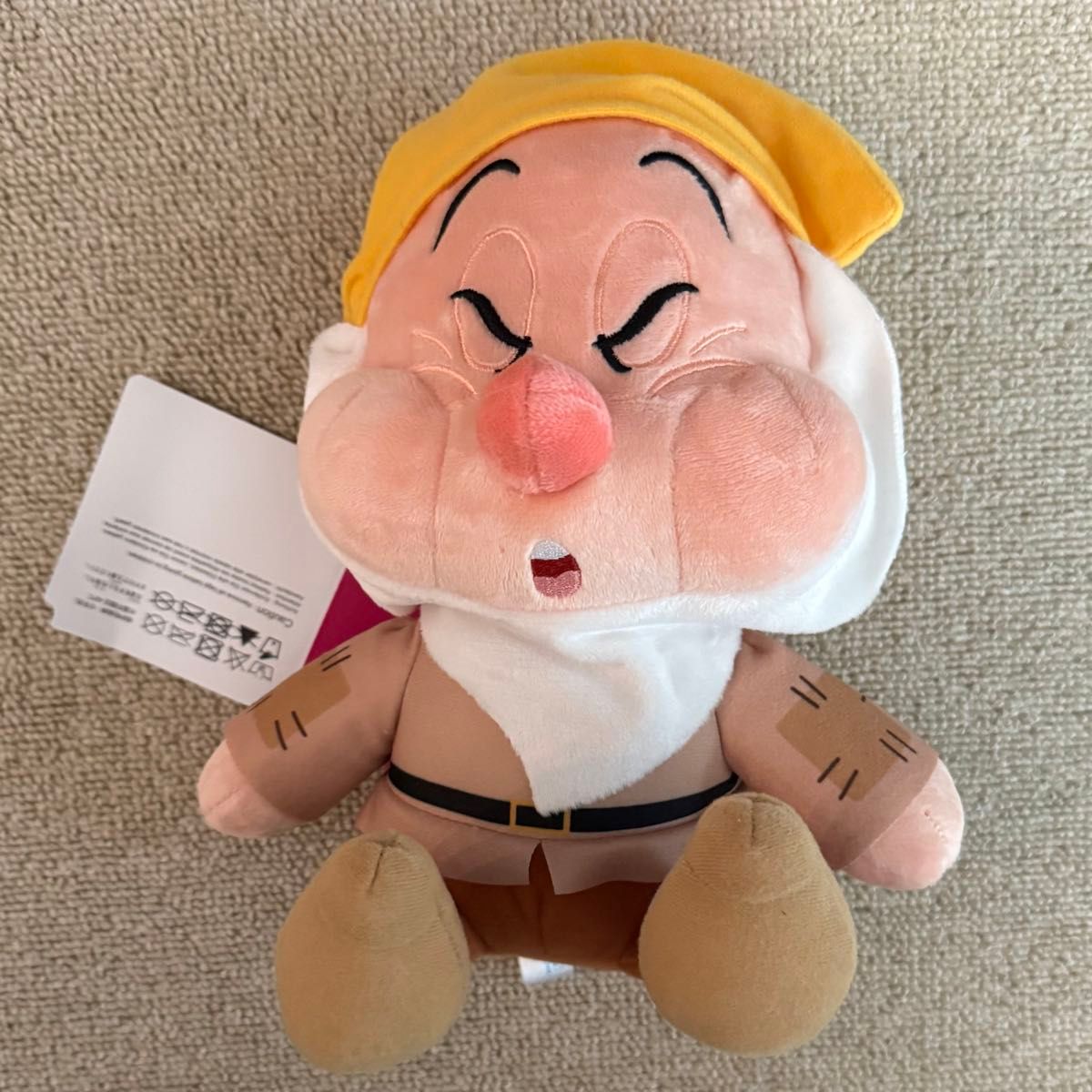 グリムノーツ 白雪姫 ぬいぐるみ ぬいぐるみ 白雪姫 くしゃみ|Yahoo!フリマ(旧PayPayフリマ)