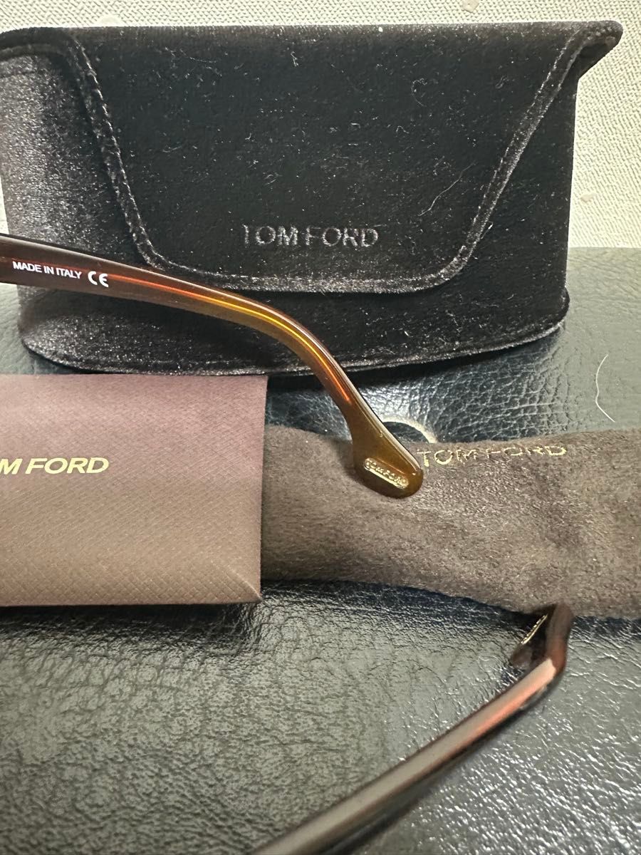 TOMFORD トリスキャットアイフレムサンクラス 【関税込】 tomford サングラス アイウェア 眼鏡 キャットアイ|Yahoo