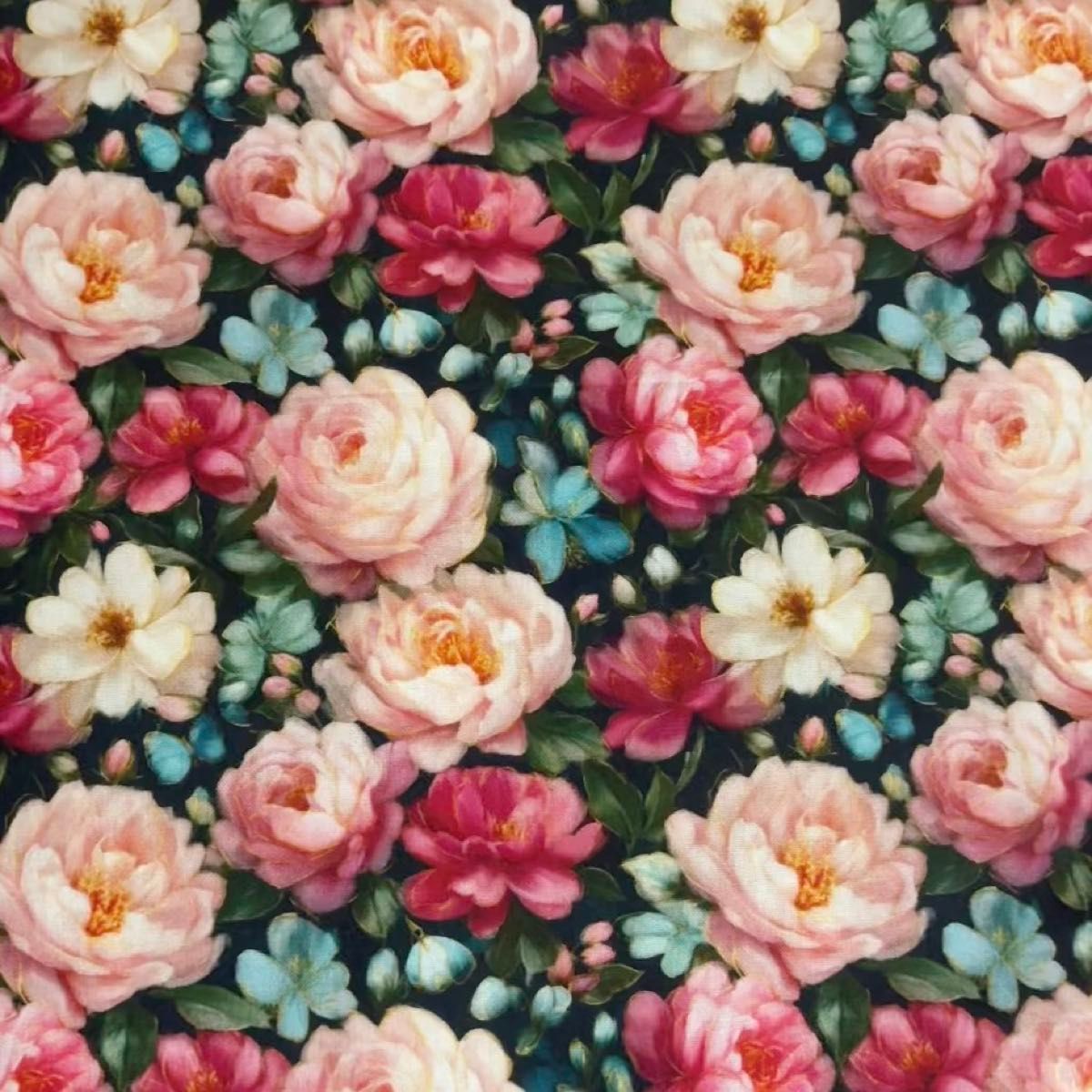 長さ100cm*110cm(幅)秋新柄 黒地ピンクボタン花柄花柄パールコットンプリント生地シーチングハギレ生地