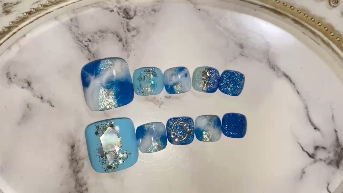 フットネイルチップ S ブルー 青 水色 夏 ペディキュア マグネット フラッシュ 足用ネイル