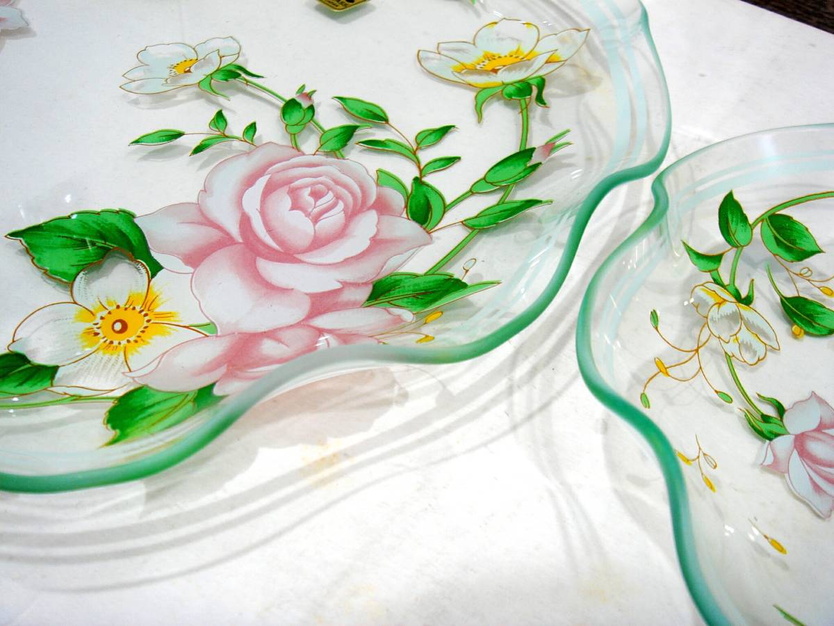 即決は送料無料 新品FANCY GLASSベリーセット薔薇6枚セット花柄フリルプレート大皿1枚 小皿5枚ガラス皿ファンシー クラフトグラス バラ_画像3