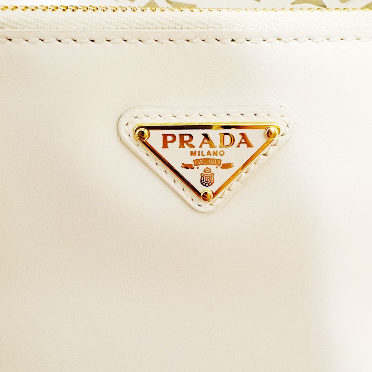 Prada ロゴ入りショッピング バッグ 早い者勝【新品未使用】PRADA プラダ ショッピングバッグ カゴ