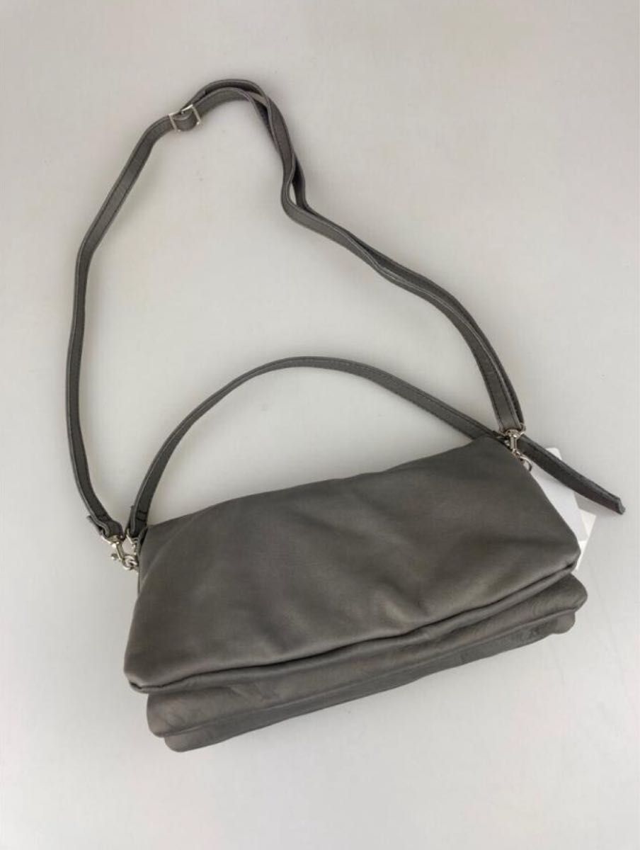 les basiques レバジック 3wayクラッチショルダーバッグ les basiques(レバシック)レザー3way ポシェットバッグ