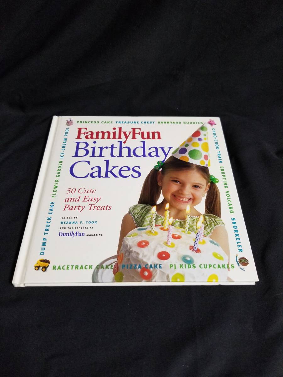 ディズニーブックス　Family Fun Birthday Cakes　家族で楽しむバースデーケーキ_画像1