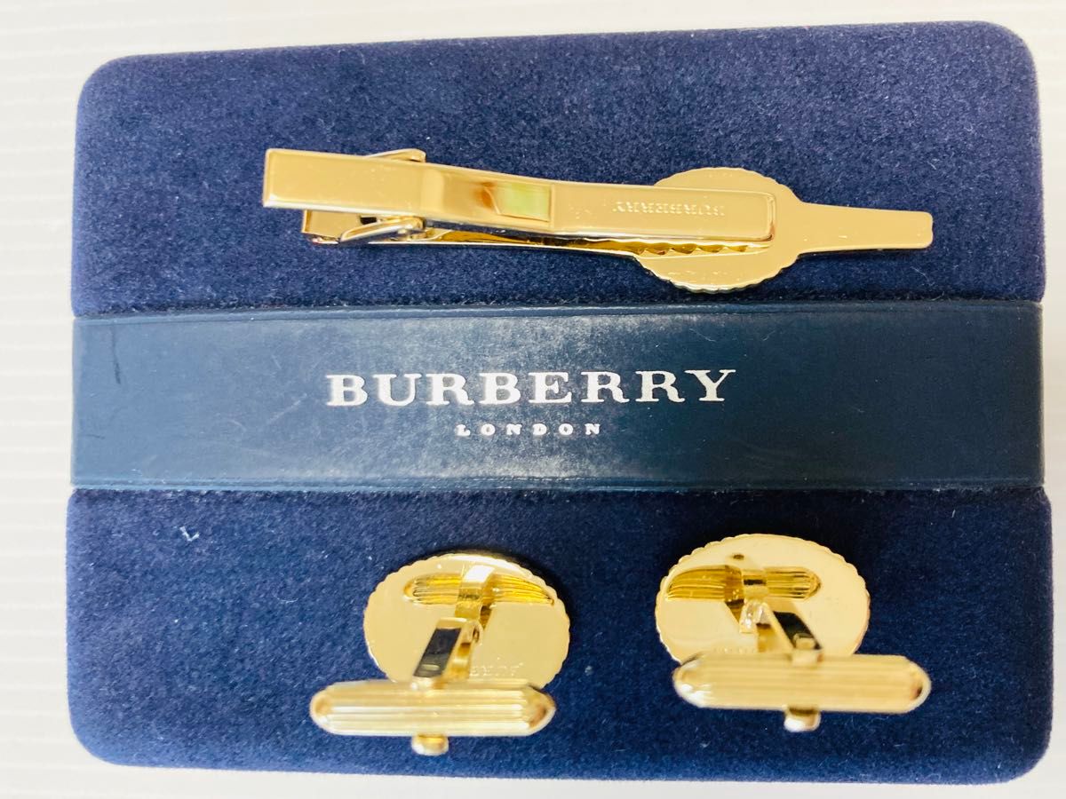 【美品✨】BURBERRY 騎士モチーフ ゴールド ネクタイピン カフス セット 美品】バーバリー タイピン カフスセット ゴールド|Yahoo