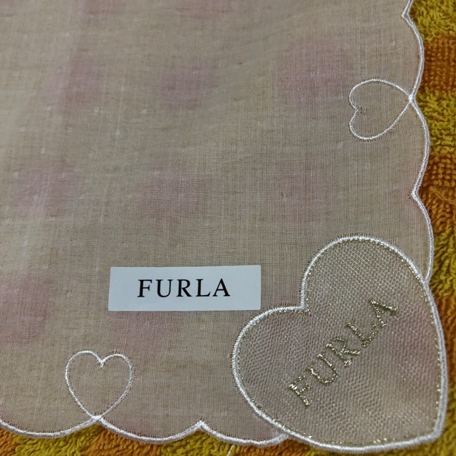 FURLA フルラ　ハンカチpハート_画像4