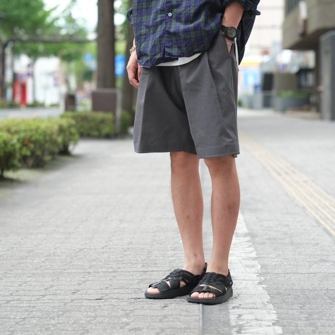 ◆新品 DESCENTE PAUSE デサント ポーズ グルカショーツ メンズ M グレー 定価23,100円 WOOL MIX 2.5L GURKHA SHORTS ハーフパンツ 送料込