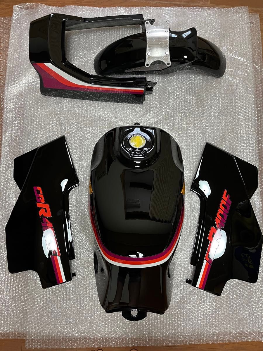 CBR400f 外装セット 1型 赤黒 CBR400F 外装 外装セット タンク サイドカバー サイド