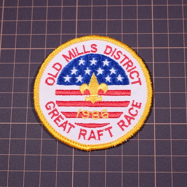 ZG91 80s OLD MILLS DISTRICT GREAT RAFT RACE 1986 ボーイスカウト BSA 丸形 ワッペン パッチ アメリカ 米国 USA 輸入雑貨_画像3