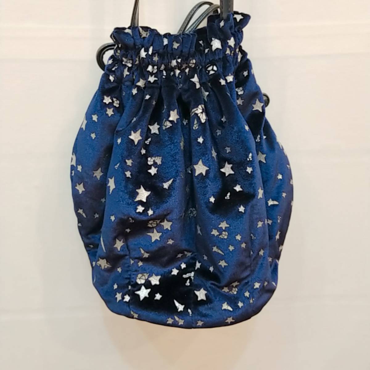  beautiful goods Tsumori Chisato Carry tsumori chisato CARRY velour leather Star Kirakira silver pouch bag star pattern . Western-style clothes also . kimono also 02f1803