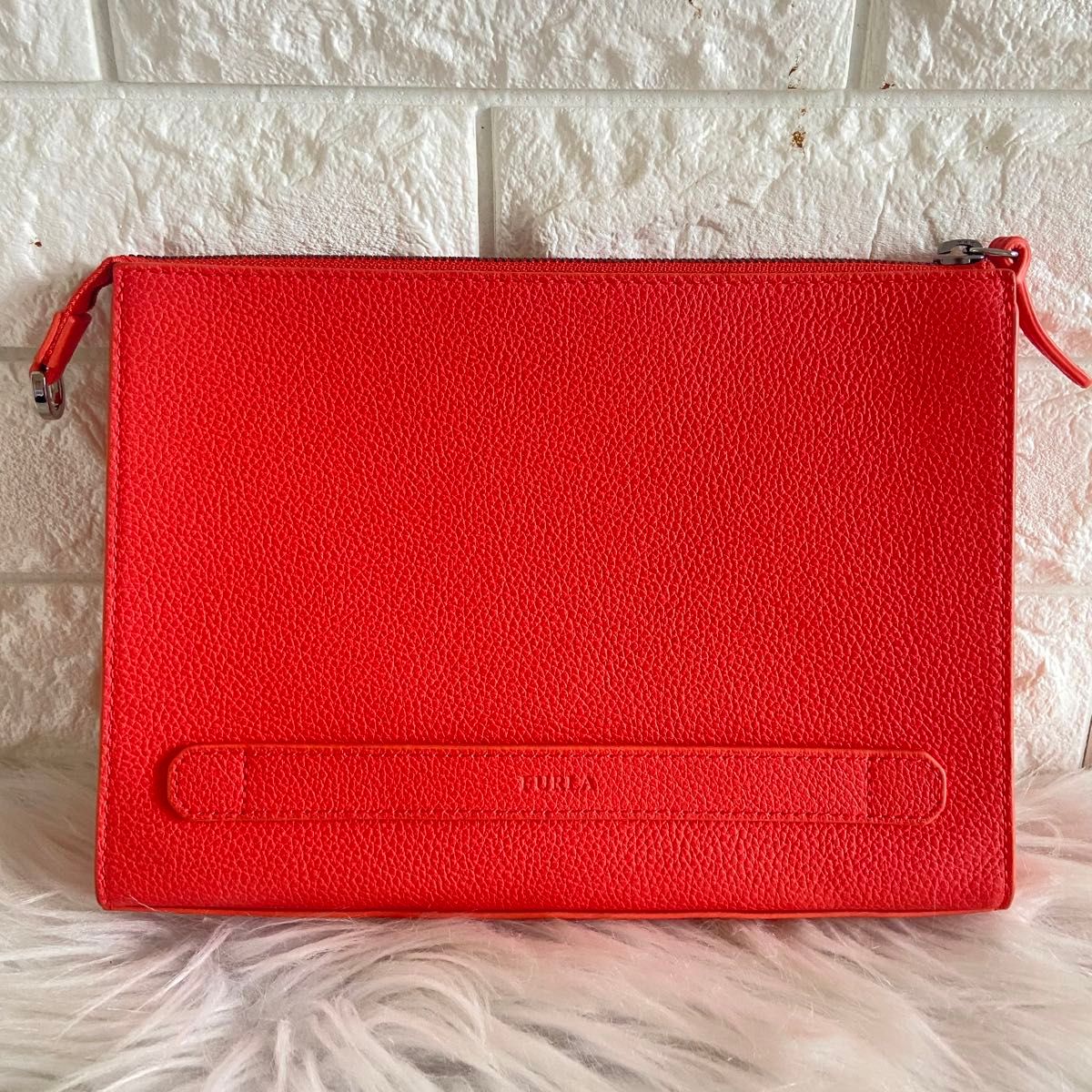 新品未使用✨FURLA フルラ 上質レザー クラッチバッグ 赤 正規品 未使用 FURLA フルラ クラッチバッグ|Yahoo!フリマ(旧PayPay