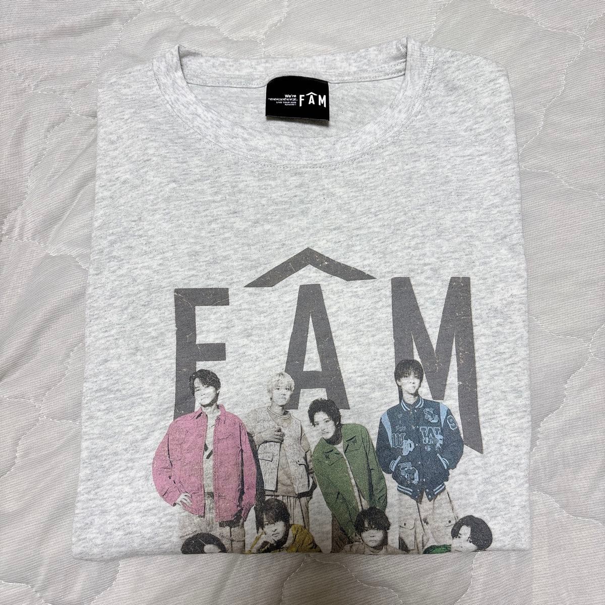 timelesz LIVE TOUR 2025 FAM グッズ Tシャツ 美品】timelesz LIVE TOUR 2025 FAM グッズ Tシャツ|Yahoo