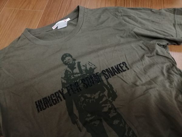 kkyj4085 ■ ユニクロ METALGEAR 25th ■ Tシャツ カットソー トップス 半袖 コットン オリーブカーキ グリーン 緑 Lの画像7